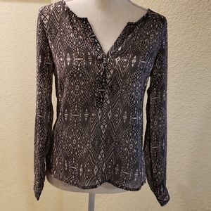 American  Eagle  Outfitters  print blouse  Sz XS